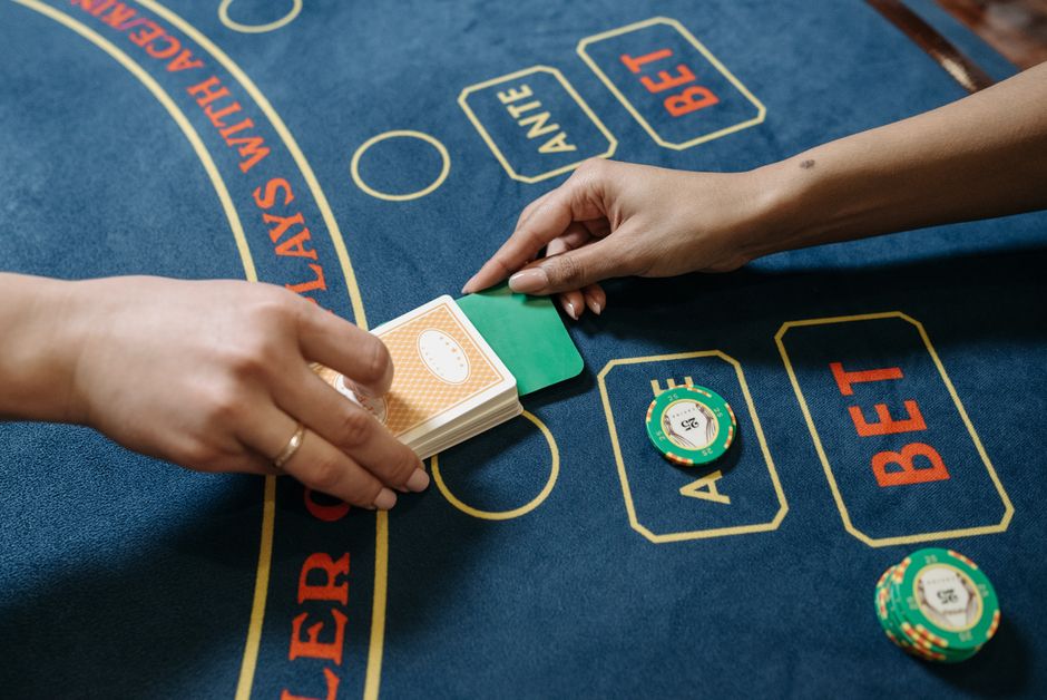 Slot Volatility Explained: Why Big Wins Hide Bigger Risks