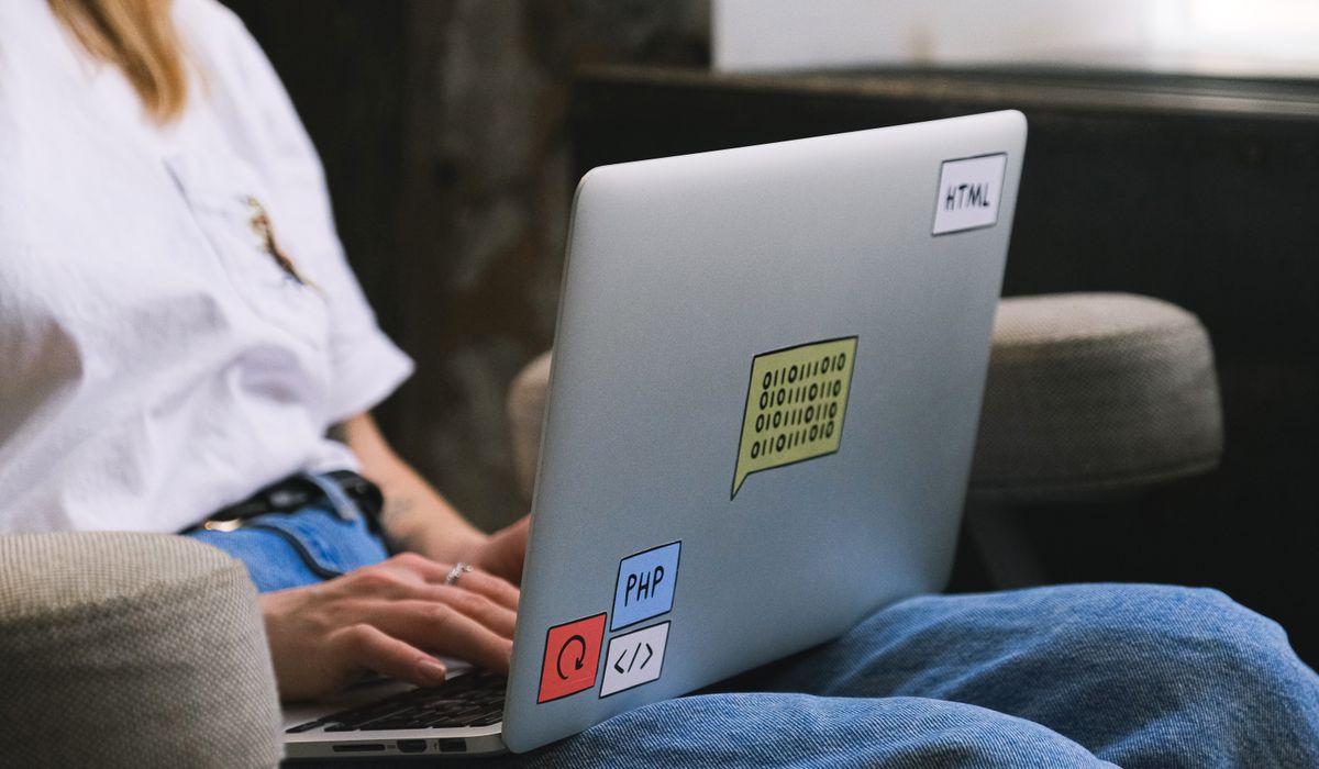 Expense Tracking Habits for Busy Sole Traders