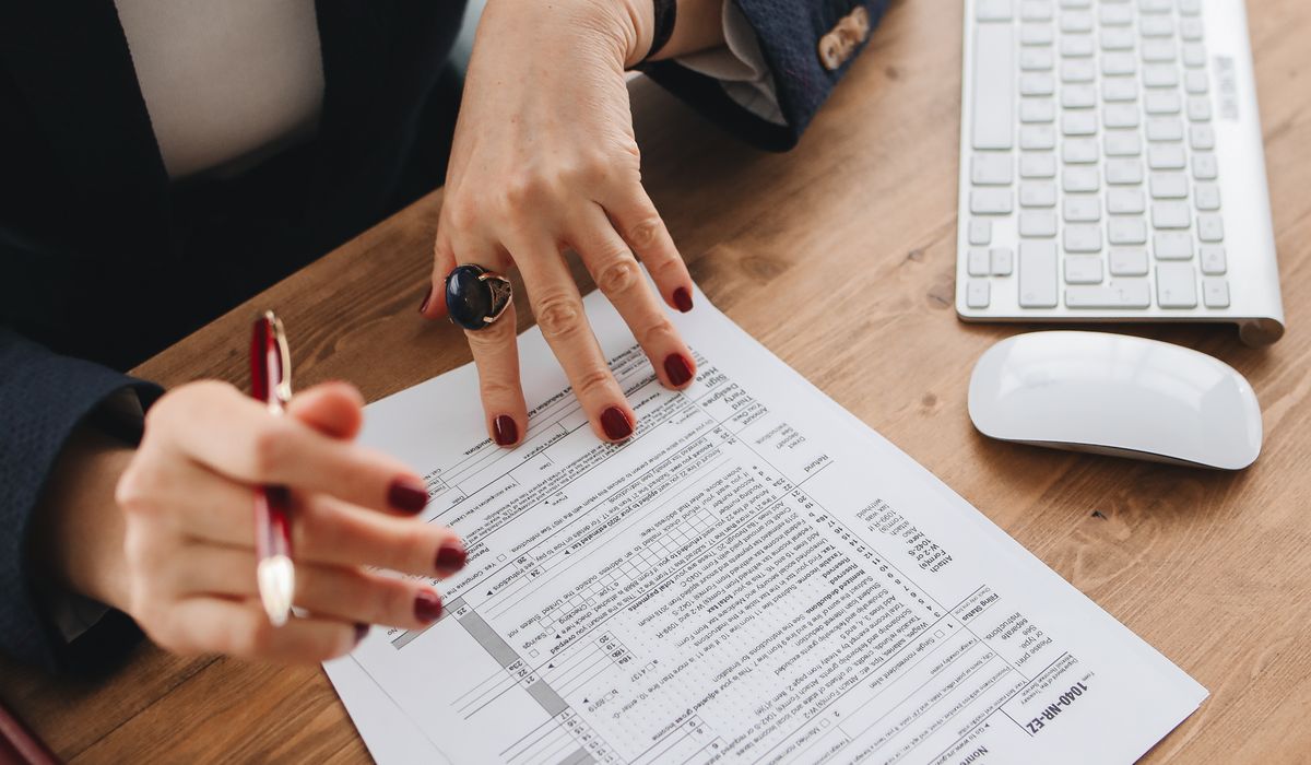 How to Choose Accounting Software Without Overspending